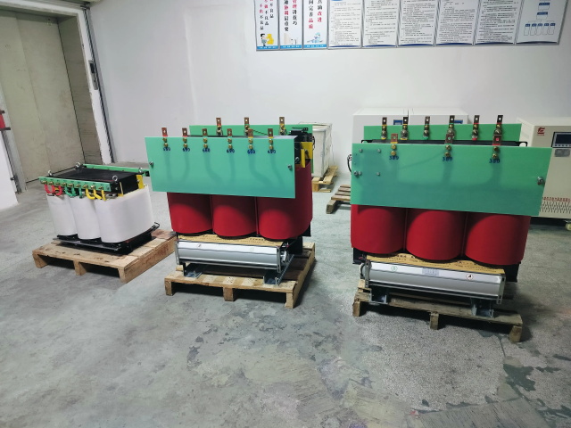 巴彦KS11-1000KVA矿用变压器